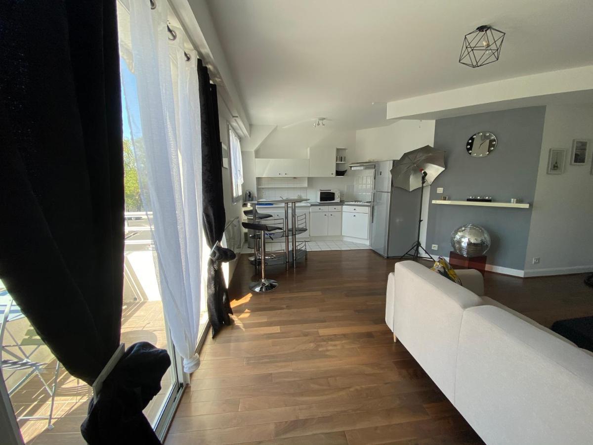 Charmant Appartement En Bord De Cher แซงต์-อแวร์แตง ภายนอก รูปภาพ