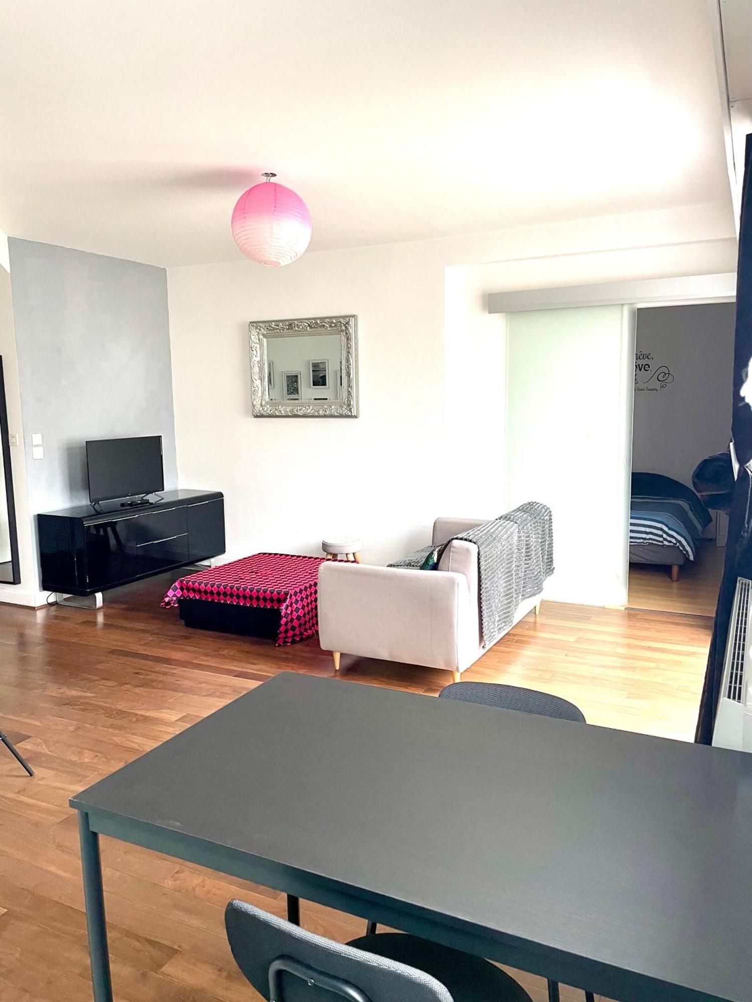 Charmant Appartement En Bord De Cher แซงต์-อแวร์แตง ภายนอก รูปภาพ